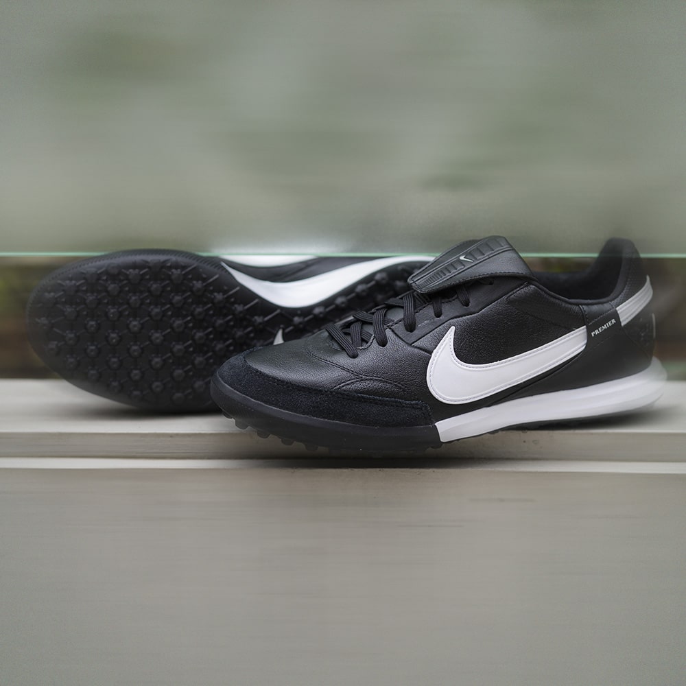 NIKE PREMIER 3